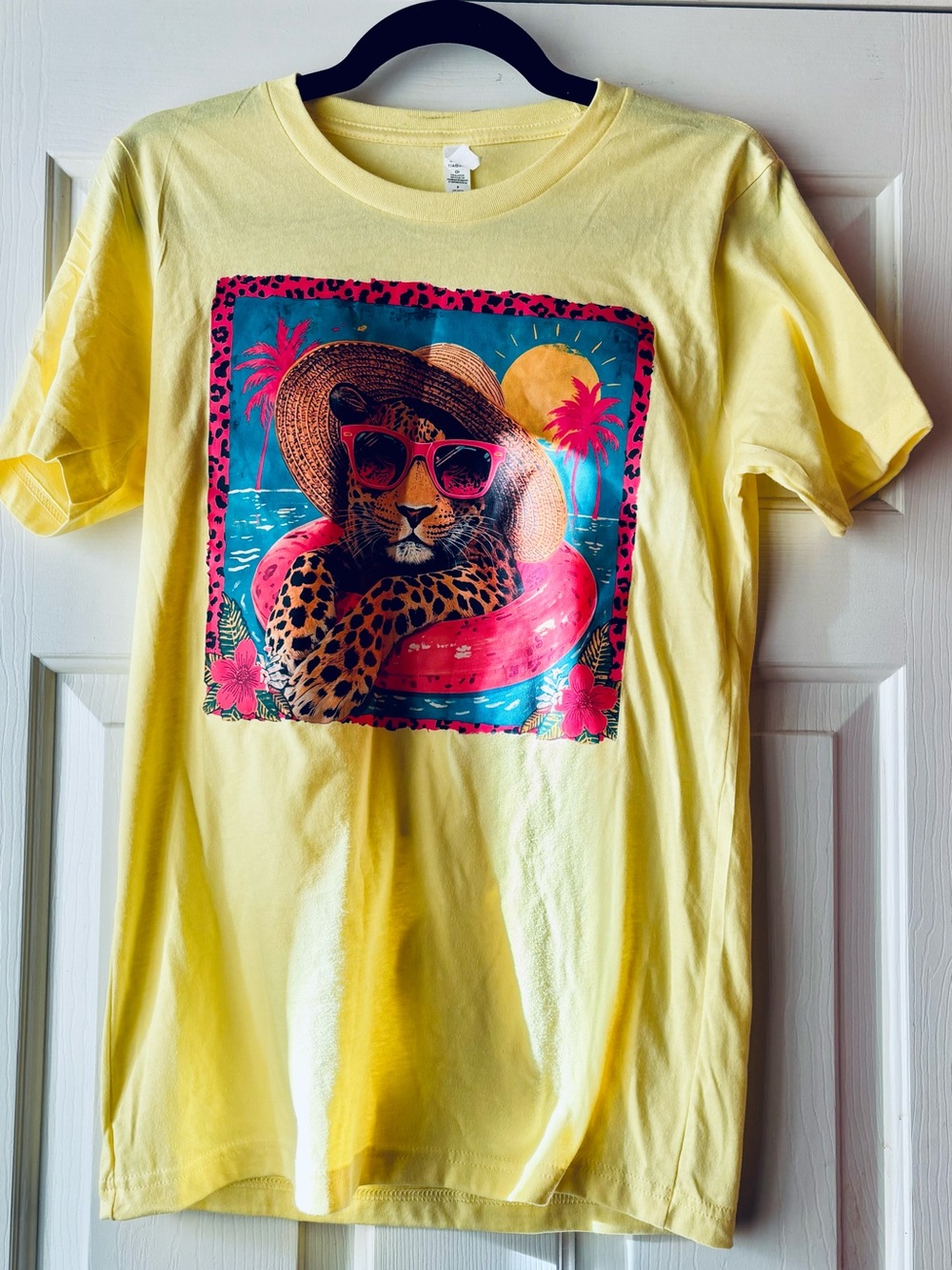 Bella Canvas Graphic Tee with Leopard Print Sunglasses Small NWOT